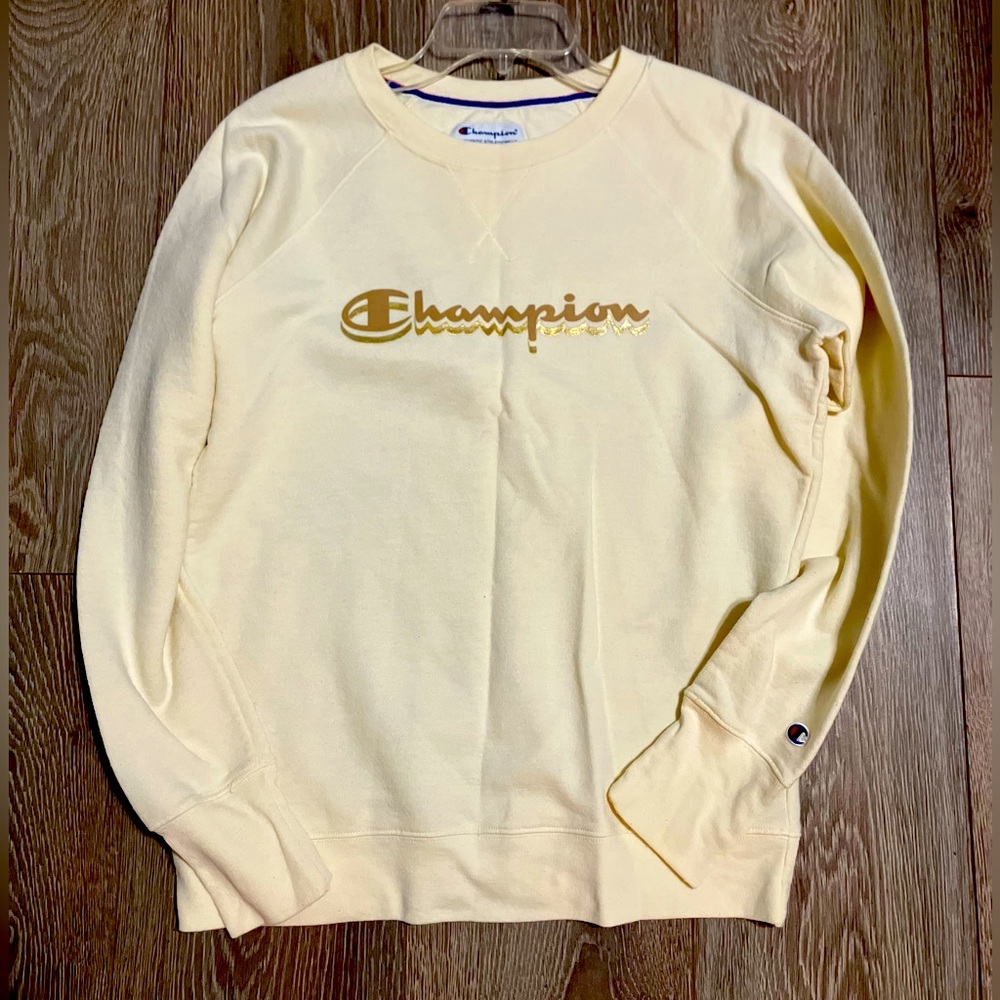 Champion Crewneck Cream Sweatshirt
